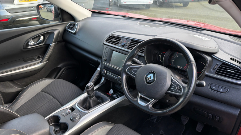 Renault Kadjar 1.6 dCi Signature Nav 5dr 4WD Diesel Hatchback